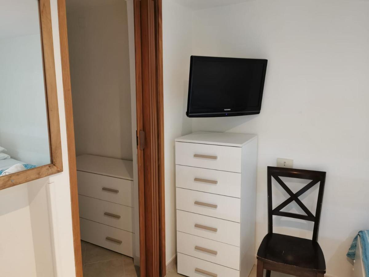 Relais Maria Luisa Locazione Turistica Di Simona Capaccio Bed & Breakfast ฟิวมิชีโน ภายนอก รูปภาพ