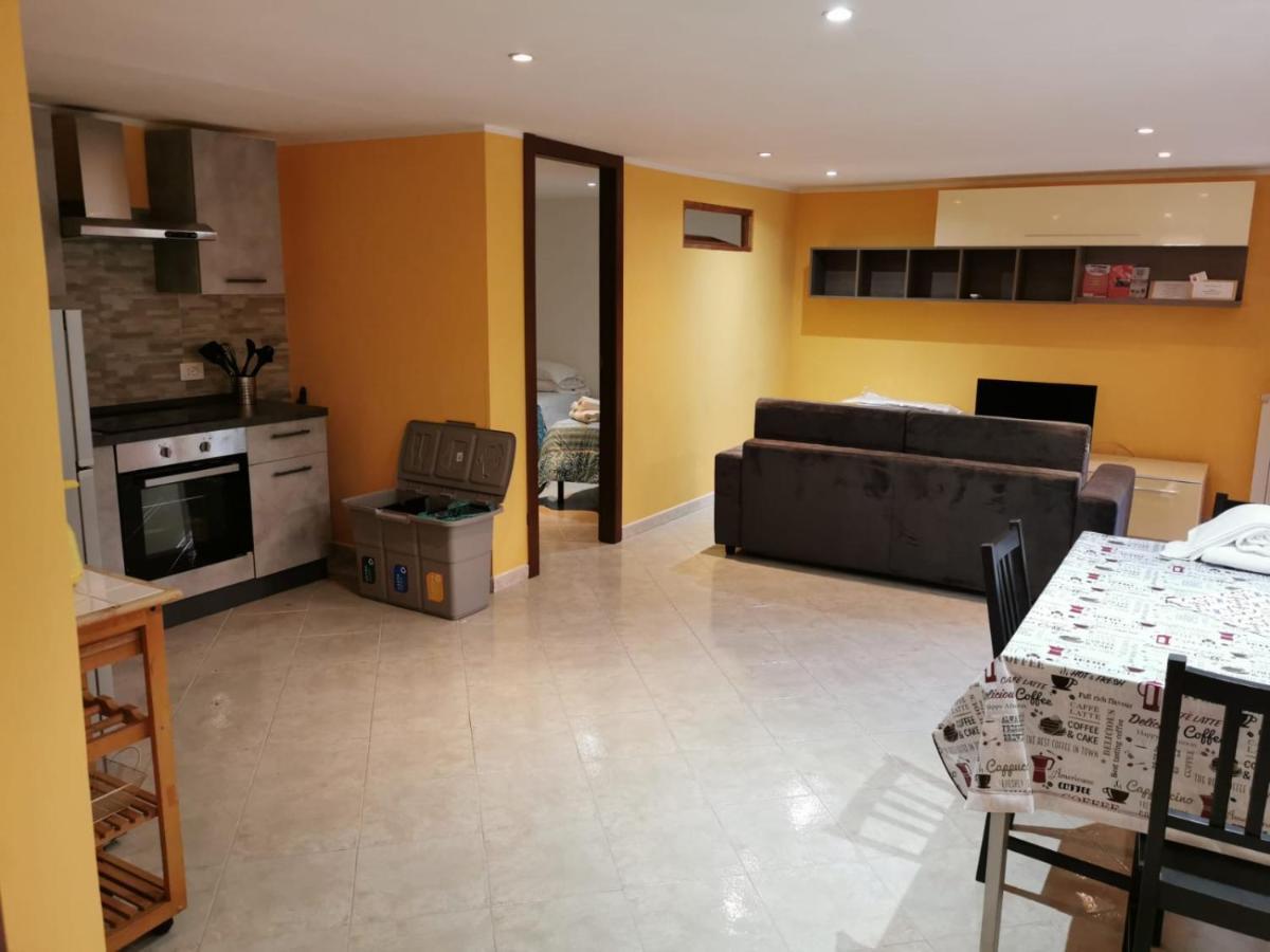 Relais Maria Luisa Locazione Turistica Di Simona Capaccio Bed & Breakfast ฟิวมิชีโน ภายนอก รูปภาพ