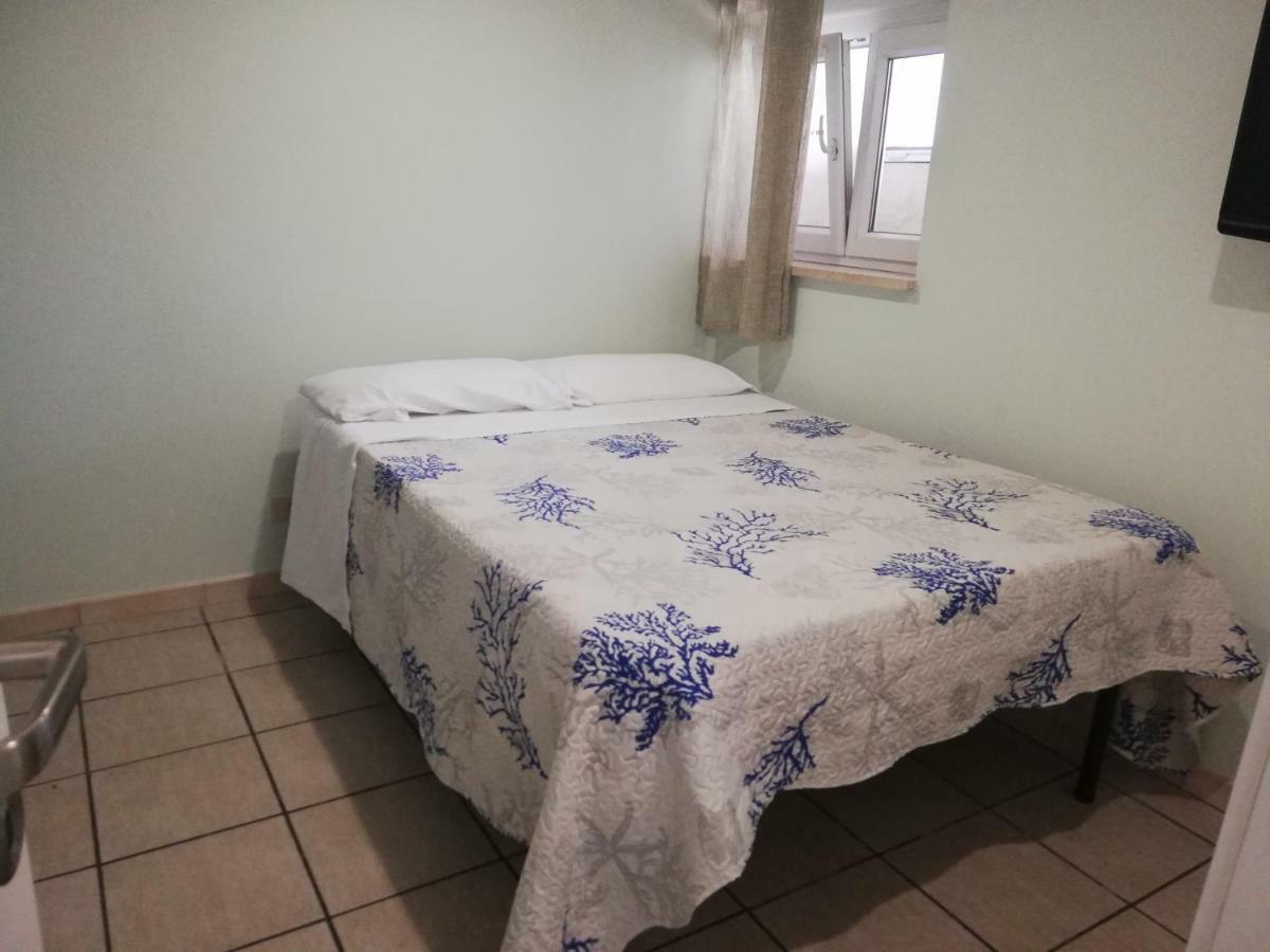 Relais Maria Luisa Locazione Turistica Di Simona Capaccio Bed & Breakfast ฟิวมิชีโน ภายนอก รูปภาพ